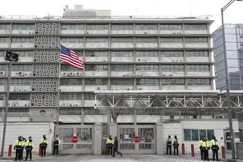 Cảnh sát Hàn Quốc bắt 19 sinh viên xâm nhập nhà của Đại sứ Mỹ