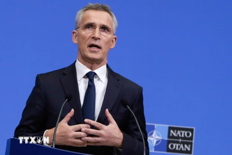 NATO hoan nghênh hoạt động rút quân khỏi miền Đông Ukraine