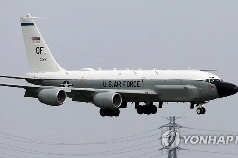 Ba máy bay trinh sát của Mỹ bay qua Bán đảo Triều Tiên