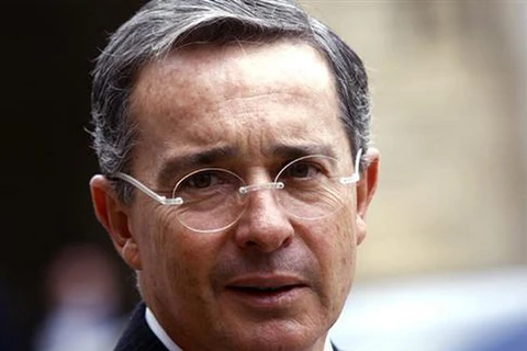 Cựu Tổng thống Colombia Alvaro Uribe. (Nguồn: pachamamaradio.org)