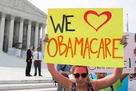 Một người ủng hộ Obamacare. (Ảnh: Reuters)