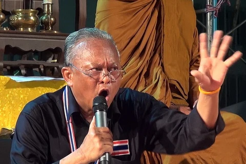 Thái Lan yêu cầu bắt khẩn cấp thủ lĩnh biểu tình Suthep