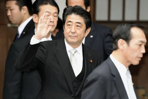 Nhật Bản hối thúc Trung Quốc và Hàn Quốc đối thoại