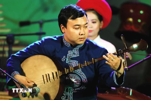 [Photo] Liên hoan Độc tấu và Hòa tấu nhạc cụ dân tộc