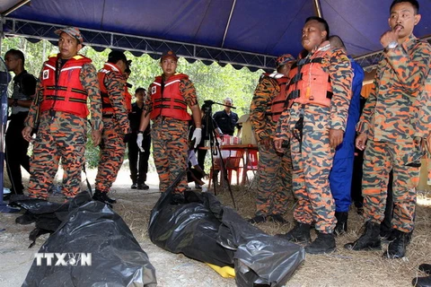 Vẫn còn gần 30 người mất tích trong vụ đắm tàu tại Malaysia