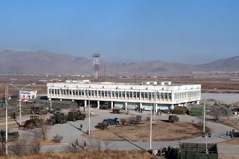 Taliban thừa nhận mở cuộc tấn công sân bay quốc tế Kabul
