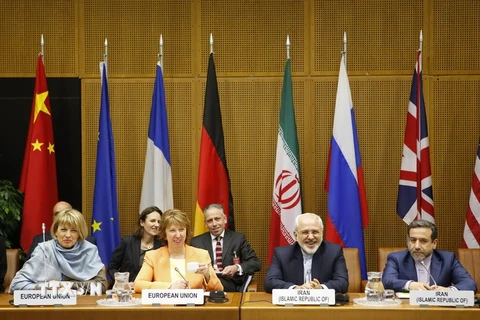 Iran và Nhóm P5+1 nhất trí gia hạn thời gian đàm phán hạt nhân