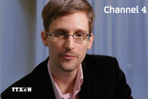 Nga gia hạn tạm trú cho Edward Snowden thêm ba năm