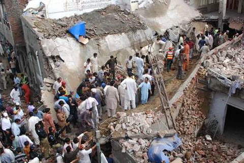 Pakistan: Đã có 24 người thiệt mạng trong vụ sập nhà thờ Hồi giáo