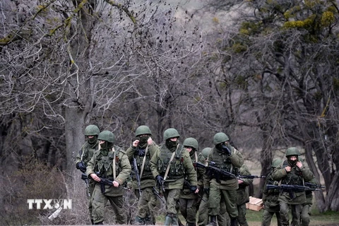 Nga điều động hàng nghìn quân tới sát biên giới với Ukraine