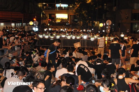 Hong Kong: Đêm thứ hai của cuộc biểu tình diễn ra trong hòa bình