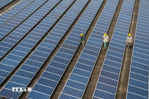 [Video] Bolivia khánh thành công viên năng lượng Mặt Trời 