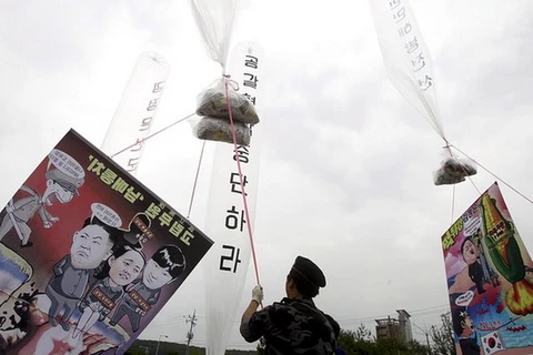 Hàn Quốc: Không thể cấm dân rải truyền đơn chống Triều Tiên
