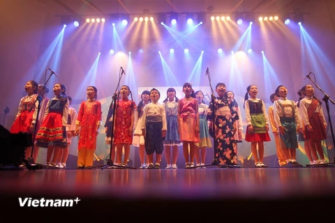 Đài KBS tổ chức buổi ca nhạc cho người Việt tại Hàn Quốc