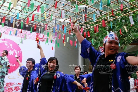 [Photo] Lễ hội chuông gió - nét văn hóa độc đáo Xứ hoa Anh đào 