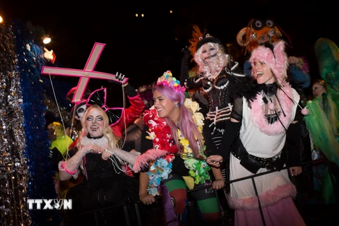 [Photo] Mỹ: Hàng nghìn người dân tham gia Village Halloween