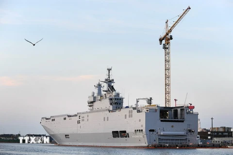 Pháp khẳng định chưa đủ điều kiện chuyển tàu Mistral cho Nga
