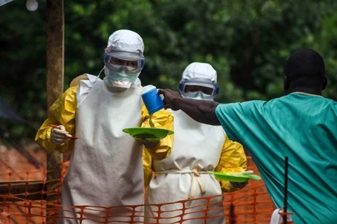 [Video] IAEA cấp thiết bị chẩn đoán nhanh Ebola cho Sierra Leone 