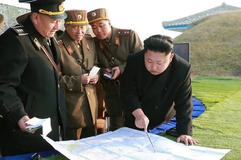 [Video] Nhà lãnh đạo Triều Tiên chỉ đạo tập trận quy mô lớn