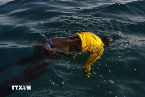 17 người nhập cư bất hợp pháp thiệt mạng ngoài khơi Italy