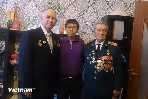 Tình cảm với Bác của các cựu chuyên gia Liên Xô ở St. Petersburg