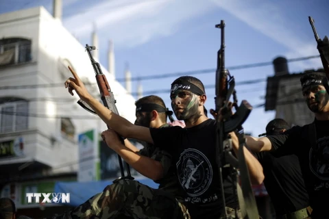 Binh sỹ Israel và Hamas đụng độ gần biên giới với Dải Gaza 