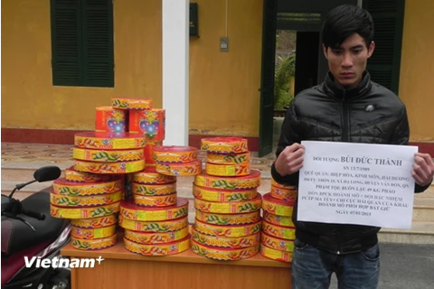 Quảng Ninh bắt giữ vụ vận chuyển 49kg pháo nổ trái phép