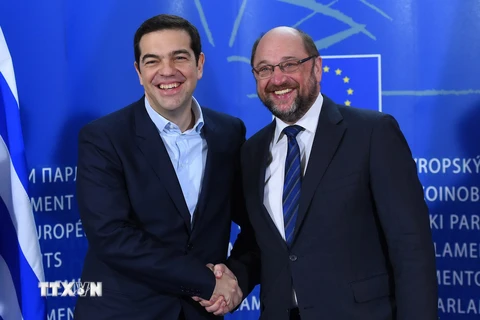 [Video] Chính phủ mới của Hy Lạp phát hành đợt trái phiếu đầu tiên