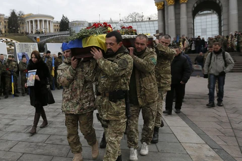 Quân ly khai tìm thấy 373 xác lính Ukraine tại sân bay Donetsk