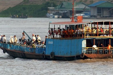 Đắm phà chở khách ở Myanmar, gần 70 người chết và mất tích 