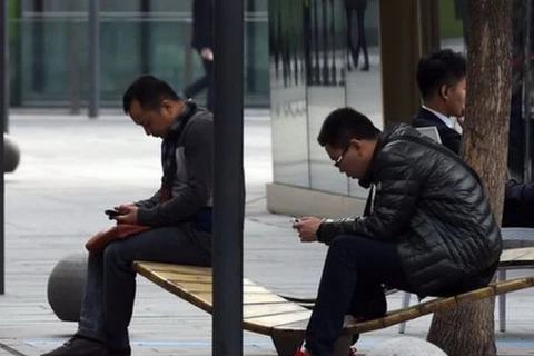 Doanh số smartphone tại Trung Quốc giảm lần đầu trong 6 năm