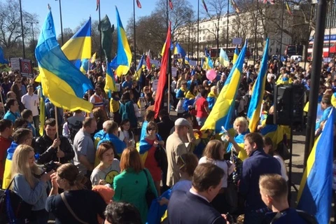 Người dân Ukraine biểu tình phản đối tăng giá dịch vụ ở Kiev