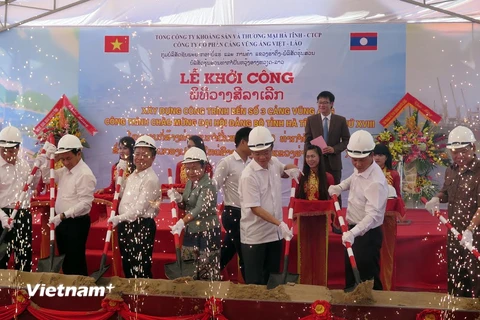 Lễ khởi công xây dựng bến cảng số 3 cảng Vũng Áng. (Ảnh: Công Tường/Vietnam+)