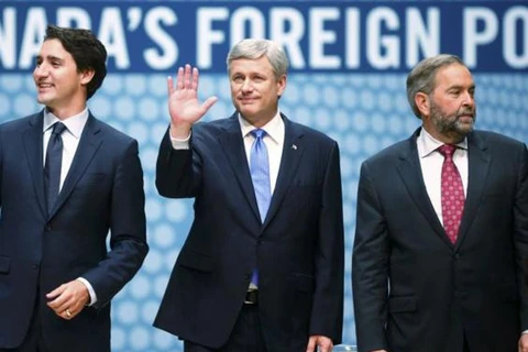 Ông Justin Trudeau (trái), Thủ tướng Stephen Harper (giữa) và ông Thomas Mulcair. (Nguồn: independent.co.uk)