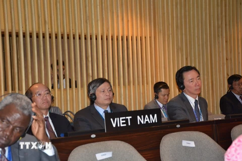 Đoàn Việt Nam do Thứ trưởng Bộ Khoa học và Công nghệ Phạm Công Tạc dẫn đầu đã tham dự kỳ họp. (Ảnh: Bích Hà/TTXVN)