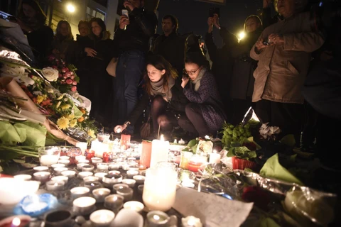 Tưởng niệm các nạn nhân vụ khủng bố ở Paris. (Nguồn: AFP/Getty Images)