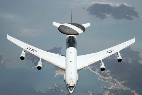 Boeing E-3 Sentry. (Nguồn: militaryfactory.com)
