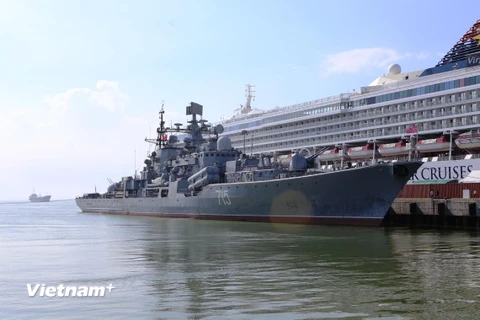 Tàu khu trục Bystryi cập cảng Tiên Sa bắt đầu chuyến thăm hữu nghị thành phố Đà Nẵng. (Ảnh: Trần Lê Lâm/Vietnam+)
