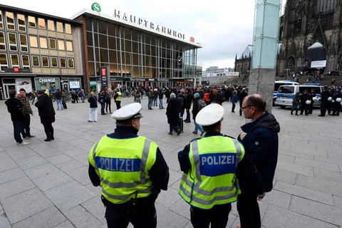 Cảnh sát Đức điều tra tại nơi xảy ra các vụ tấn công. (Nguồn: AFP)