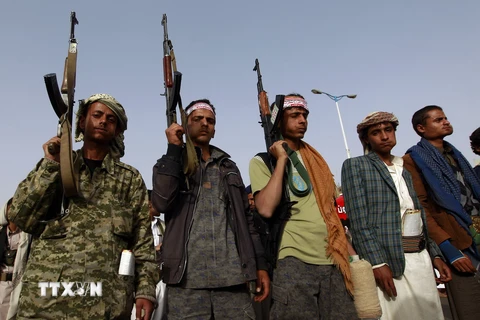 Lực lượng ủng hộ phiến quân Houthi. (Nguồn: AFP/TTXVN)