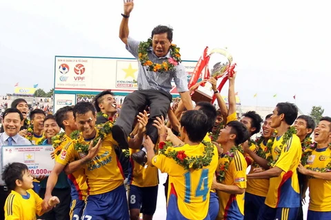 Giải hạng Nhất hạ màn, Đồng Tháp và Khánh Hòa trở lại V-League 