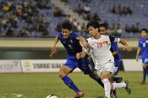 U19 Việt Nam thua sát nút Myanmar trong cơn mưa bàn thắng
