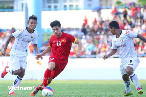 Đội trưởng U23 Việt Nam hết lời khen Công Phượng đá tốt