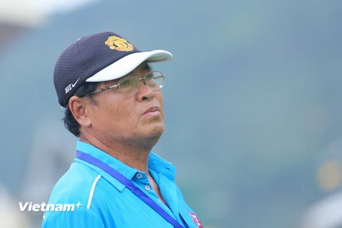 Huấn luyện viên Trần Bình Sự có thể thay đổi quyết định, tiếp tục ở lại Đồng Nai trong mùa giải sau. (Ảnh: Minh Chiến/Vietnam+)