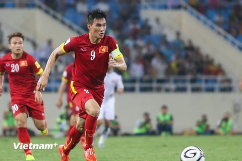 Công Vinh từng hai lần thất bại trước thủ môn của tuyển Thái Lan ở trận lượt đi. (Ảnh: Minh Chiến/Vietnam+)