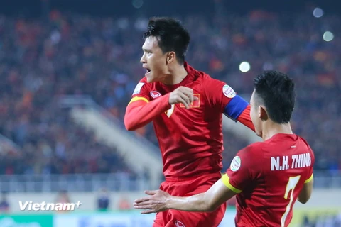 AFF Cup 2016 nhiều khả năng sẽ là giải đấu cuối cùng của Lê Công Vinh (đội trưởng). (Ảnh: Minh Chiến/Vietnam+)