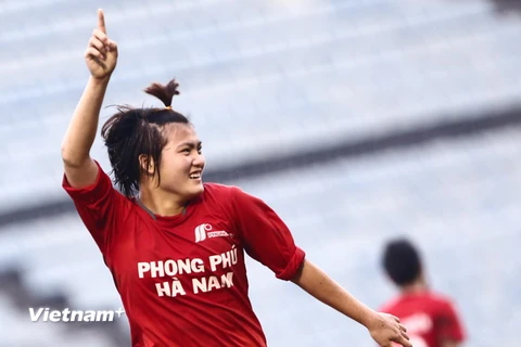 Cựu tuyển thủ U16 nữ Việt Nam Nguyễn Thị Nụ là ngôi sao trong trận cầu quyết định ngôi hậu của U19 Phong Phú Hà Nam. (Ảnh: Minh Chiến/Vietnam+)