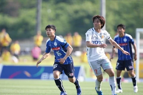 Công Phượng không tạo nên bất kỳ dấu ấn nào trong lần đầu tiên đá chính ở J-League 2. (Ảnh: Mito Hollyhock)