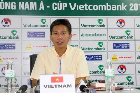 Huấn luyện viên Hoàng Anh Tuấn chưa hài lòng về U19 Việt Nam. (Ảnh: VFF)