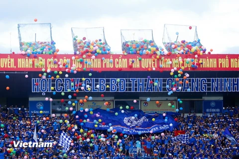 Sân Cẩm Phả vẫn là sân bóng cuồng nhiệt bậc nhất V-League. (Ảnh: Minh Chiến/Vietnam+)